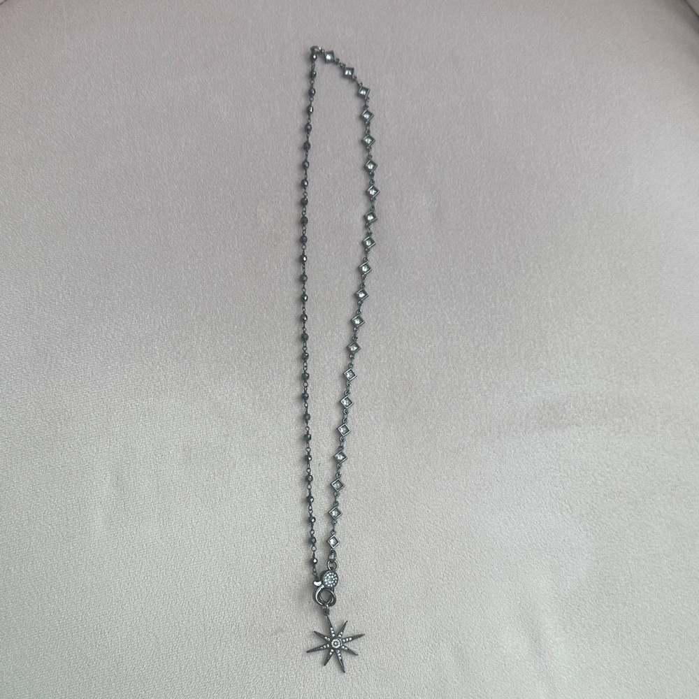 Elegant Silver Star Pendant Necklace